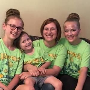 Meet your Posher, Jennifer